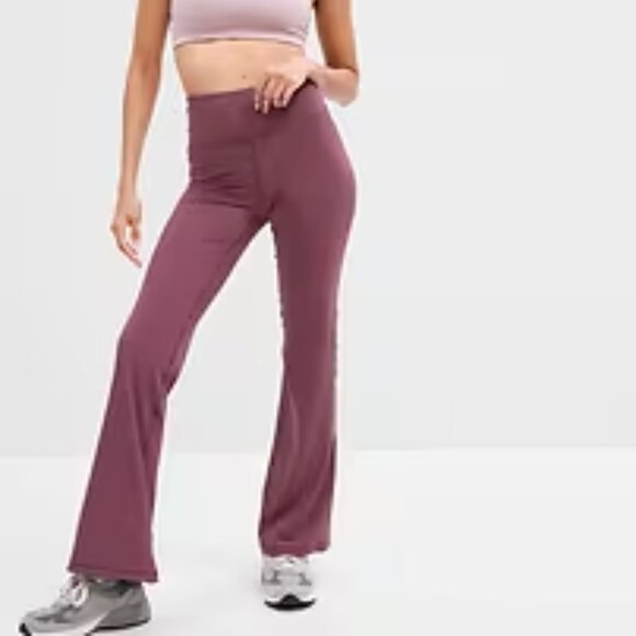 GAP Factory Pants - GapFit Rib Sky High Studio Purple Flare Leggings/NWT/M